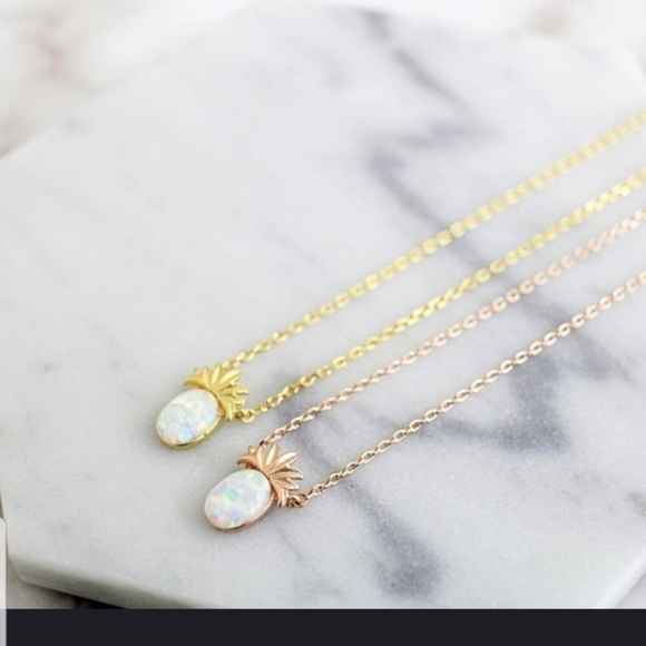 Jewelry - 🍍🍍Super Cute Pineapple necklace in ROSE GOLD🍍🍍
